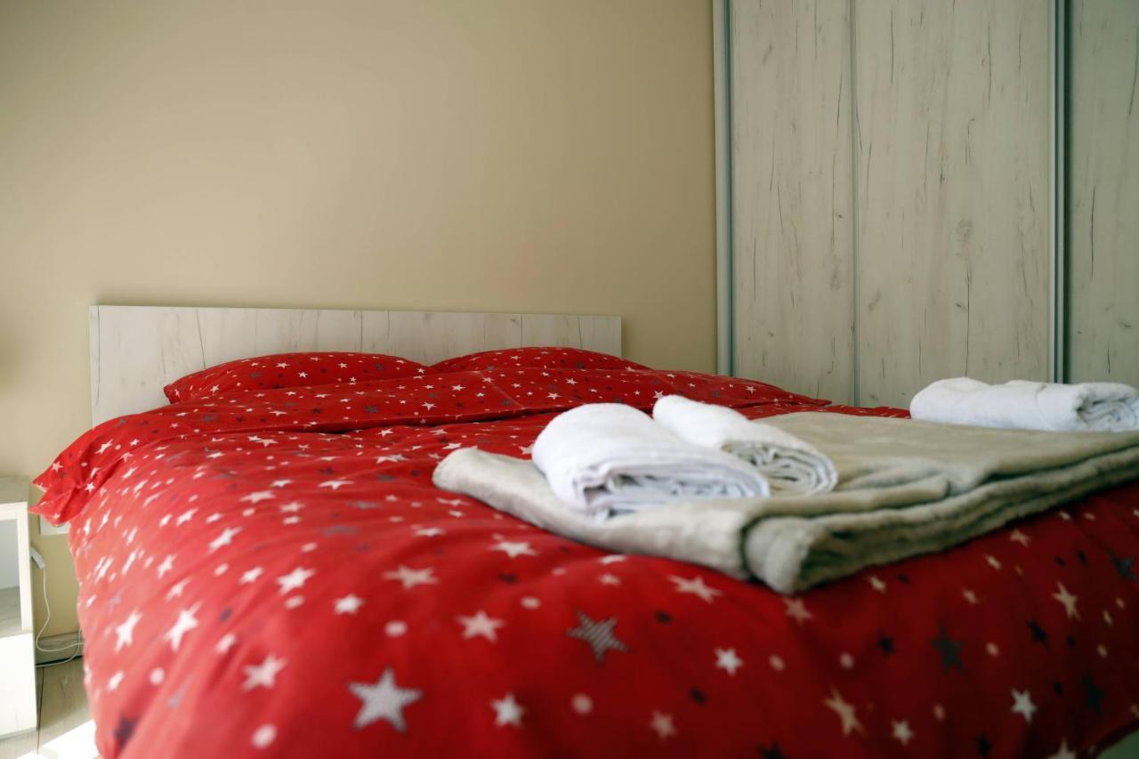 Apartment Alexandar Podgorica Buitenkant foto